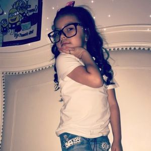 Meet your Posher, Ali